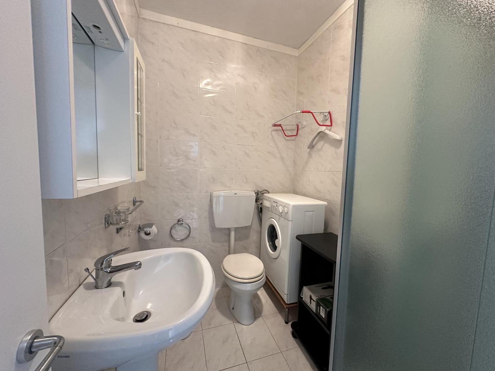 Onno Irene Lake View Apartment With Swimming Pool מראה חיצוני תמונה