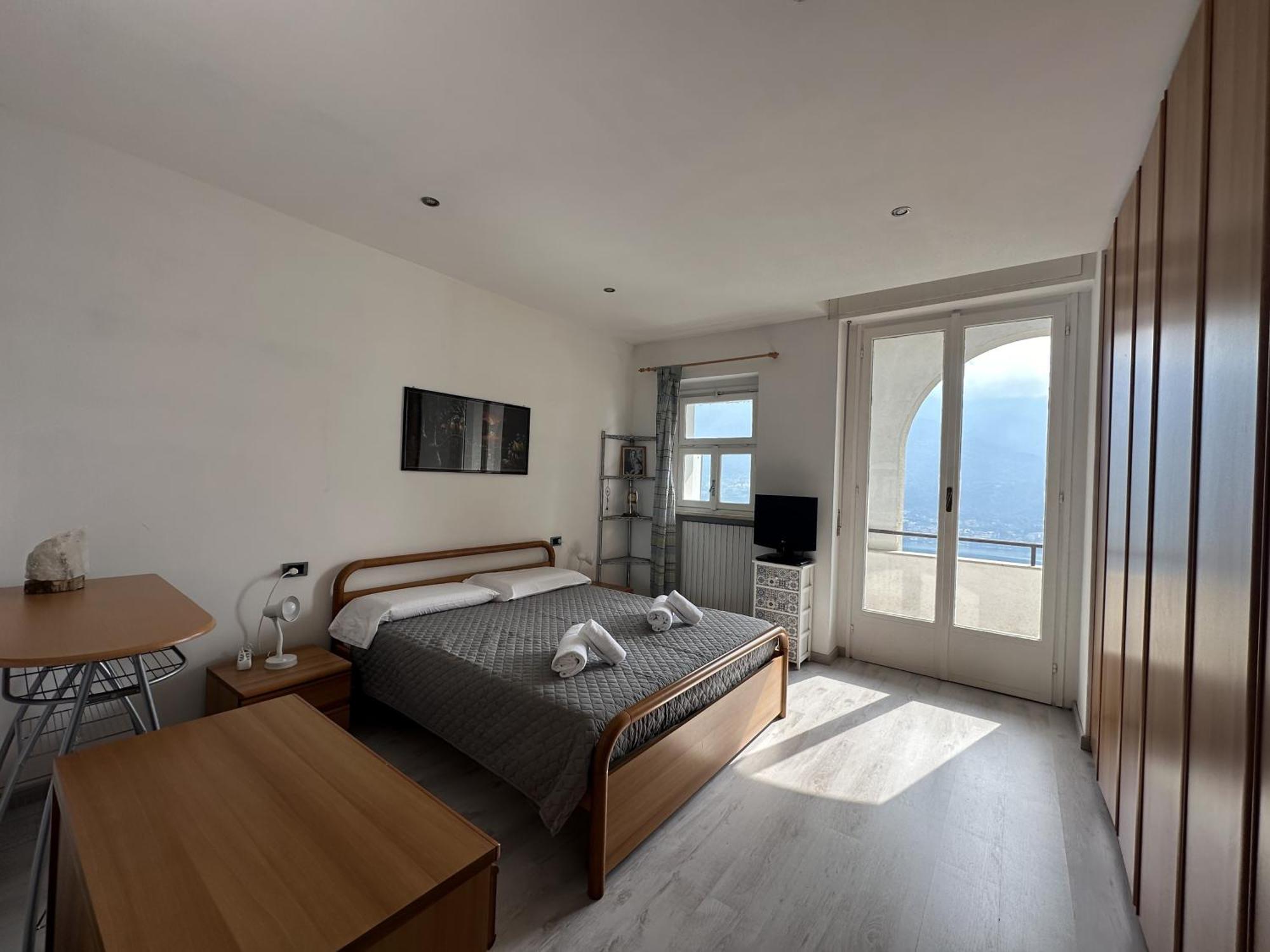 Onno Irene Lake View Apartment With Swimming Pool מראה חיצוני תמונה